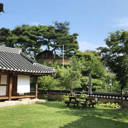 Hamyang Namgye Ilodang Hanok Stay חדר תמונה