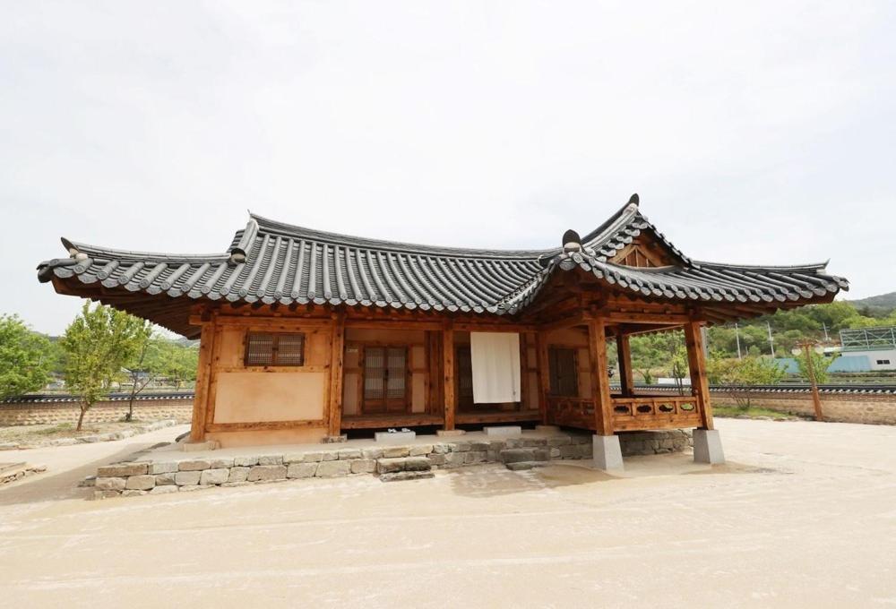 Hamyang Namgye Ilodang Hanok Stay חדר תמונה