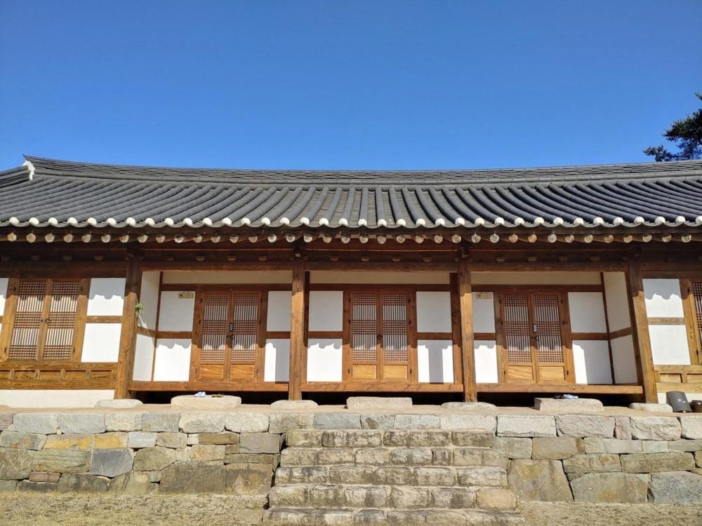 Hamyang Namgye Ilodang Hanok Stay חדר תמונה