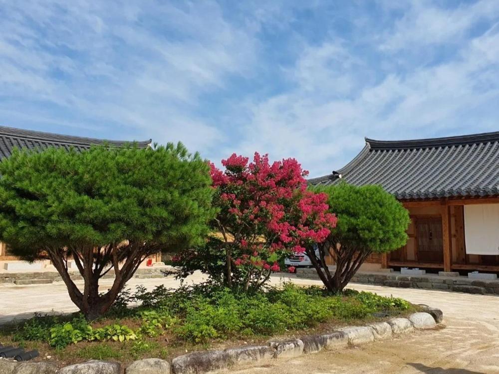 Hamyang Namgye Ilodang Hanok Stay חדר תמונה