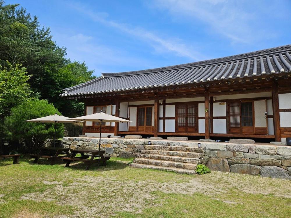 Hamyang Namgye Ilodang Hanok Stay חדר תמונה